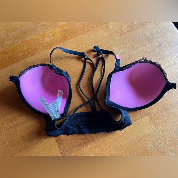 NWT’s Victorias Secret push-up Bra - Picture 2 of 6
